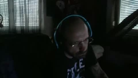 Snapshot of mad_dem0n chatting on February 9, 2:18 pm Manuel online show from February 9, 2:18 pm