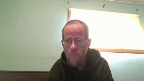 Snapshot of mad_hornet1983 chatting on February 4, 2:53 pm mad_hornet1983 online show from February 4, 2:53 pm