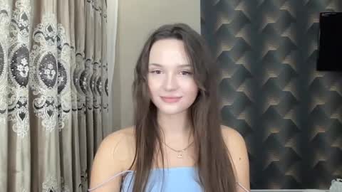 Snapshot of madalenesnedeger chatting on September 25, 3:27 pm Alexa online show from September 25, 3:27 pm
