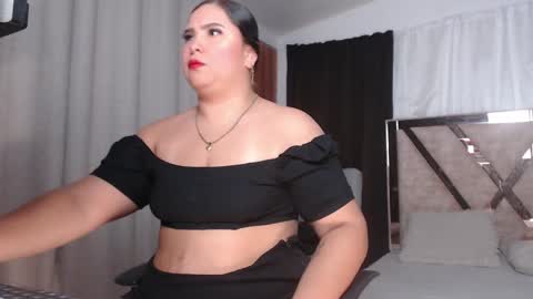 Agathaa white online show from April 22, 10:17 am