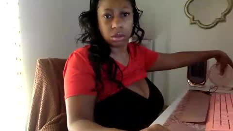 madam_glam online show from April 24, 4:20 pm