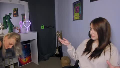 Ulis online show from February 8, 1:33 pm