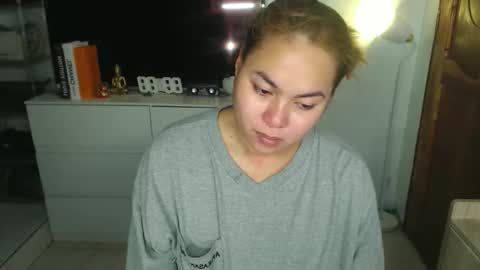 Ivy online show from April 8, 6:08 pm