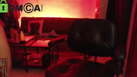 Madame La online show from October 18, 9:54 am