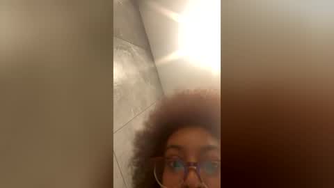 Snapshot of madamp1 chatting on July 8, 2:43 pm madamp1 online show from July 8, 2:43 pm