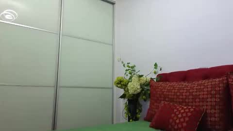 Snapshot of maddalena_ chatting on November 3, 9:48 pm Maddalena online show from November 3, 9:48 pm