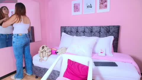 Maddie online show from February 11, 8:47 pm