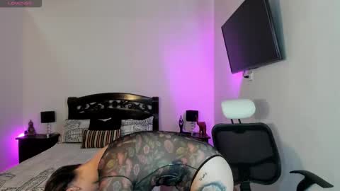 Maddie  online show from February 18, 2:13 pm