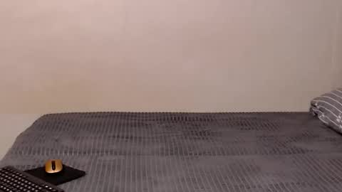 Snapshot of maddieandjason chatting on October 18, 7:09 am maddieandjason online show from October 18, 7:09 am