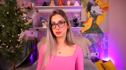 Maddie online show from February 8, 10:07 am