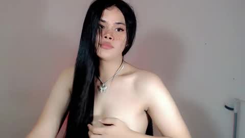 Snapshot of maddiejackson chatting on January 31, 8:54 pm Im ZY DONT FORGET TO FOLLOW ME - online show from January 31, 8:54 pm