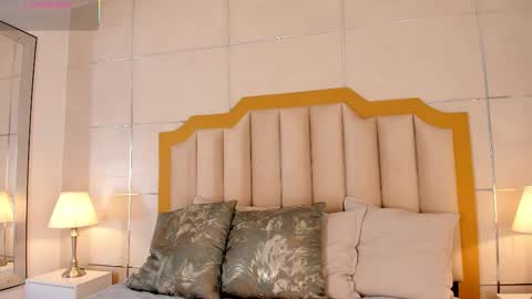    online show from December 4, 7:11 pm