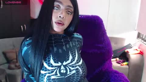 maddiie and clyde online show from March 30, 6:42 pm