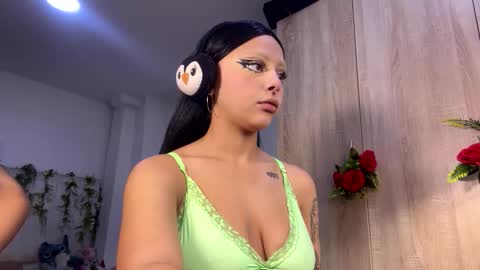 Maddie online show from December 18, 3:07 pm