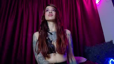 Miss Lust online show from May 29, 7:45 pm