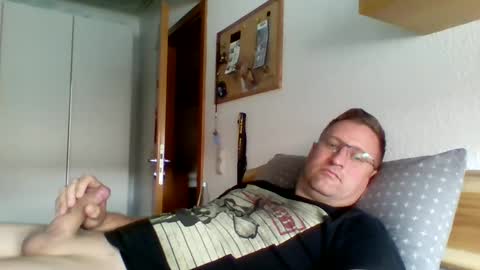 Snapshot of maddin8891 chatting on June 9, 12:50 pm Maddin online show from June 9, 12:50 pm