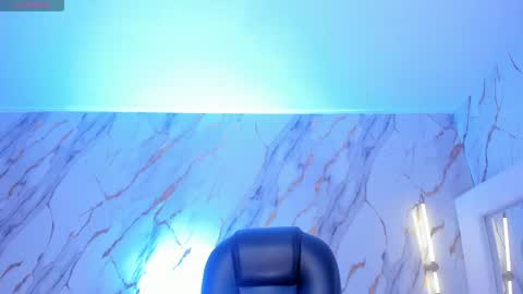 Maddison online show from March 22, 4:54 pm