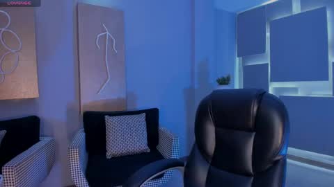 Maddison online show from April 21, 7:17 pm