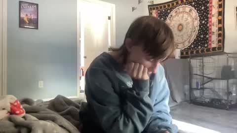 Snapshot of maddlips chatting on November 4, 3:44 pm Rat Boy online show from November 4, 3:44 pm