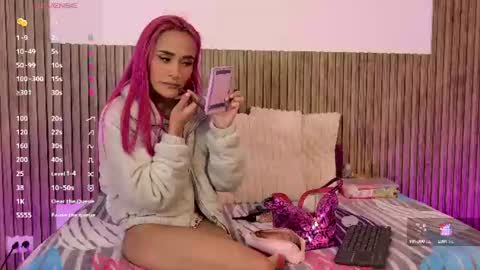 Snapshot of maddy__rose chatting on June 23, 3:15 am Maddy online show from June 23, 3:15 am