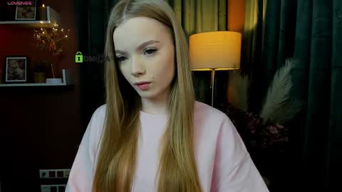 maddy moah online show from April 10, 5:01 am