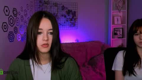 Snapshot of maddycats chatting on November 27, 10:50 am maddycats online show from November 27, 10:50 am