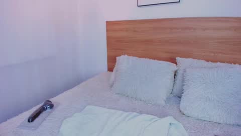 Snapshot of maddycrofft chatting on September 15, 11:21 am Maddy Crofft online show from September 15, 11:21 am