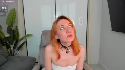 maddygarcia online show from January 7, 5:54 am