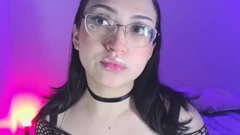   Please followme and rate me your thumbs up online show from October 1, 7:09 pm