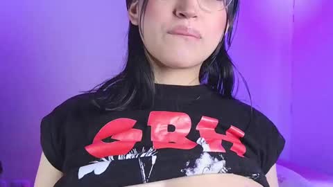   Please followme and rate me your thumbs up online show from October 31, 9:16 pm