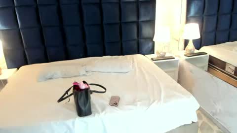 Snapshot of maddysexx_ chatting on June 14, 10:50 am Maddy online show from June 14, 10:50 am