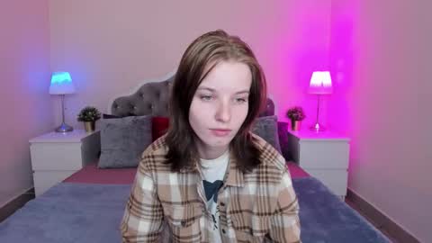 Snapshot of madelaines chatting on September 13, 9:42 am madelaines online show from September 13, 9:42 am