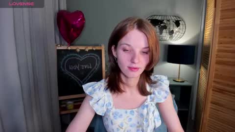 Snapshot of madelaines chatting on October 5, 10:46 am madelaines online show from October 5, 10:46 am