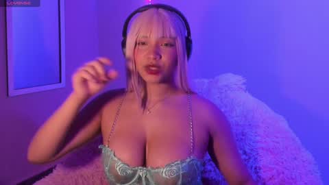 Madeline  online show from January 21, 4:43 am