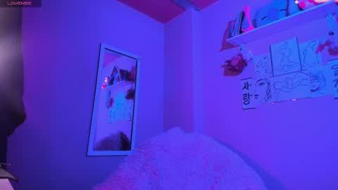 Madeline  online show from February 26, 6:47 am