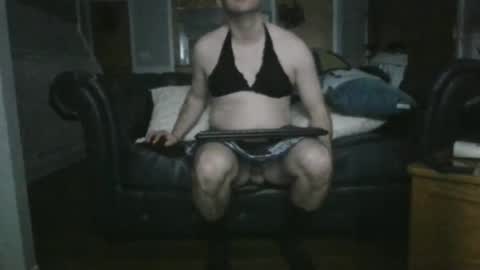 Snapshot of madelinemonroee chatting on May 1, 2:05 am madelinemonroee online show from May 1, 2:05 am