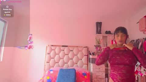 Snapshot of madeyn_roses chatting on October 12, 4:39 pm madelyn roses online show from October 12, 4:39 pm