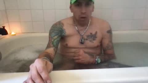 madeyoulook818 online show from February 21, 9:16 pm