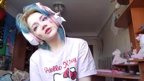 Alice Kaneki online show from February 12, 6:08 am