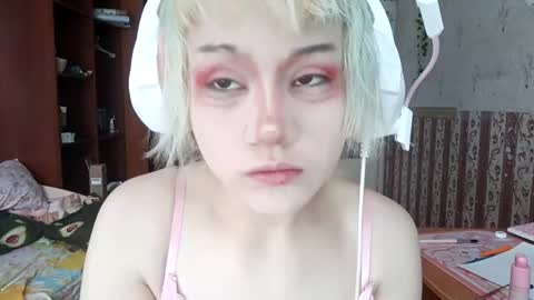 Alice Kaneki online show from March 8, 7:01 am