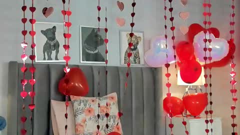 Snapshot of madie_collins7 chatting on February 11, 5:40 pm Madie online show from February 11, 5:40 pm