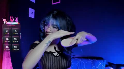 Madison Watson online show from October 8, 11:52 am