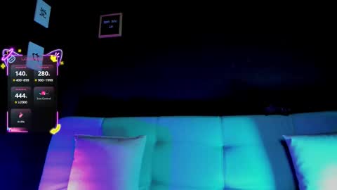 Madison Watson online show from December 4, 11:41 am