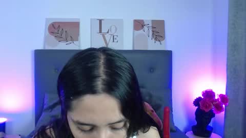 Snapshot of madisex_s chatting on February 22, 2:24 am Madelein online show from February 22, 2:24 am