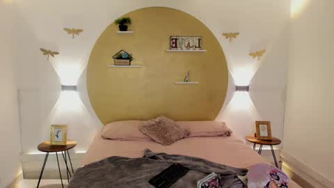 MADISON  online show from November 12, 11:43 am