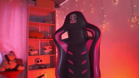 Madison   online show from February 18, 12:45 pm