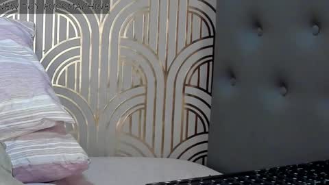   online show from December 26, 1:40 am