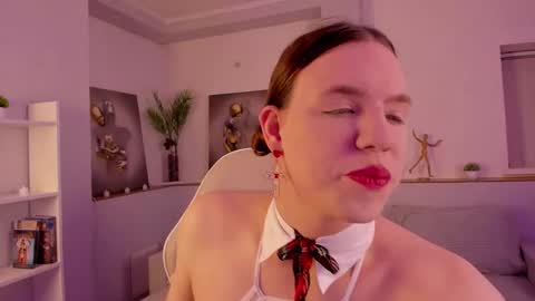 Medison online show from December 22, 3:14 am