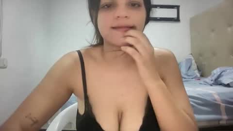 Snapshot of madison_tits chatting on October 7, 2:31 am madison_tits online show from October 7, 2:31 am