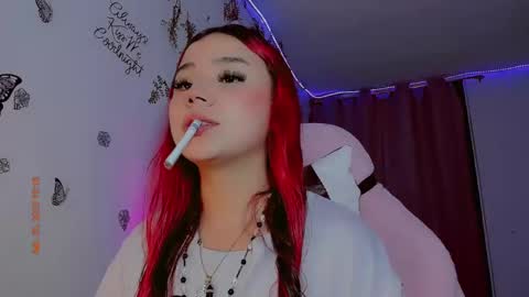 Snapshot of madison_x17 chatting on February 26, 12:16 am madso x17 online show from February 26, 12:16 am